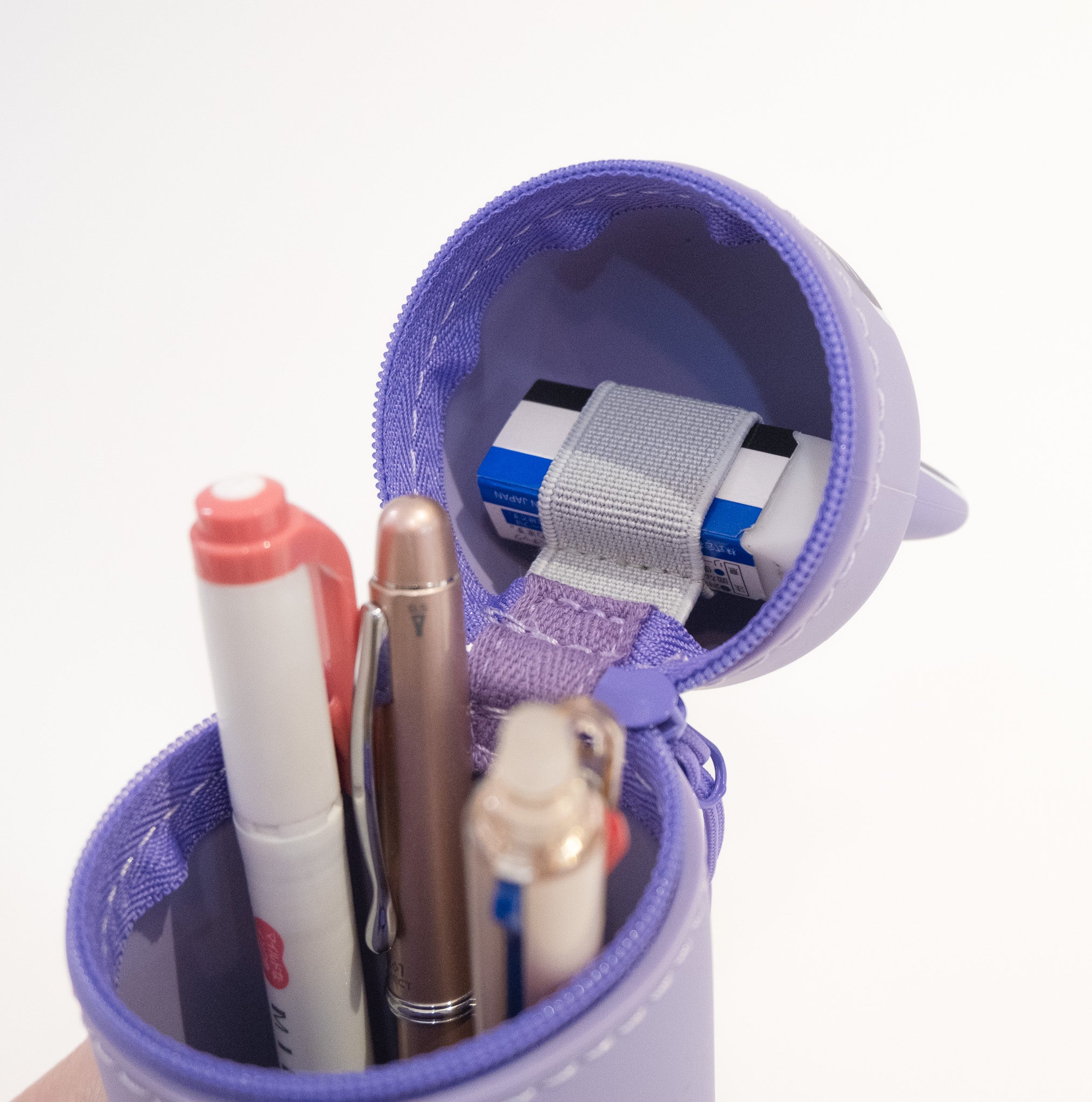 Punilabo Stand Up Pen Case- Racoon