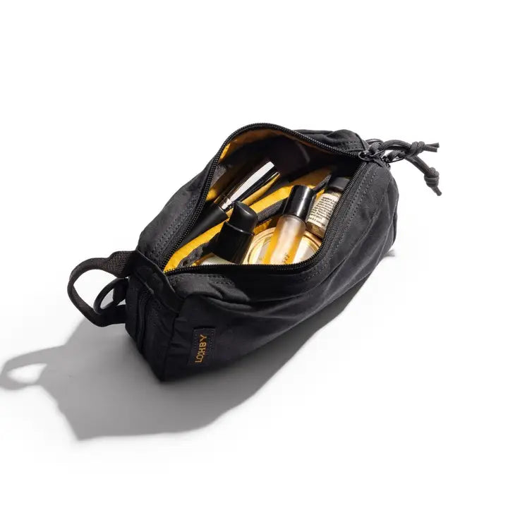Lochby Venture Pouch- charcoal with yellow interior- Bumblebee color scheme- interior image