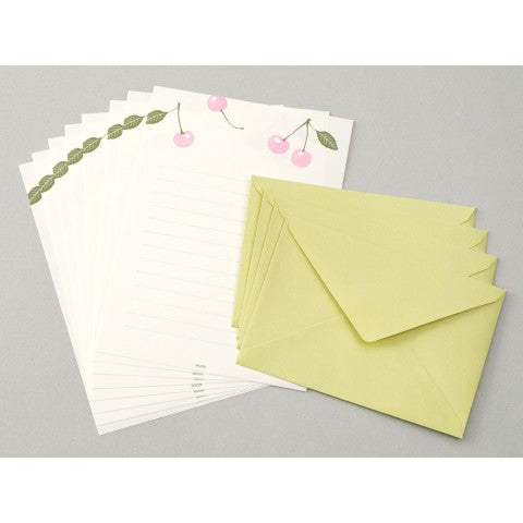 Set contains 8 writing sheets and 4 envelopes.